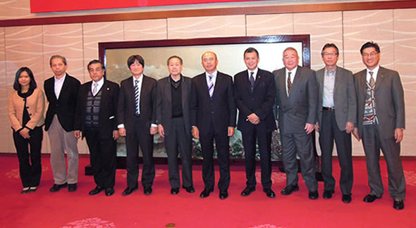 日本華僑華人聯合総会が第15届第2回常務委員会議
